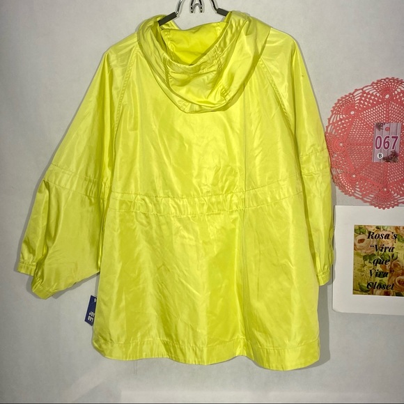 JoyLab Zip-Up Water Resistant Rain Coat Yellow L, 100% Recycled Polyester. - Picture 5 of 16